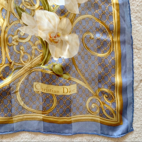 Christian Dior Vintage Silk Scarf. - Picture 2 of 7
